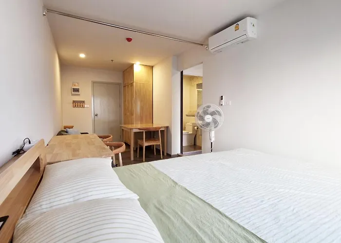 アパート A2534 Monthly Skytrain Minutes Away Full Kitchen And Bath! 30bkk バンコク都